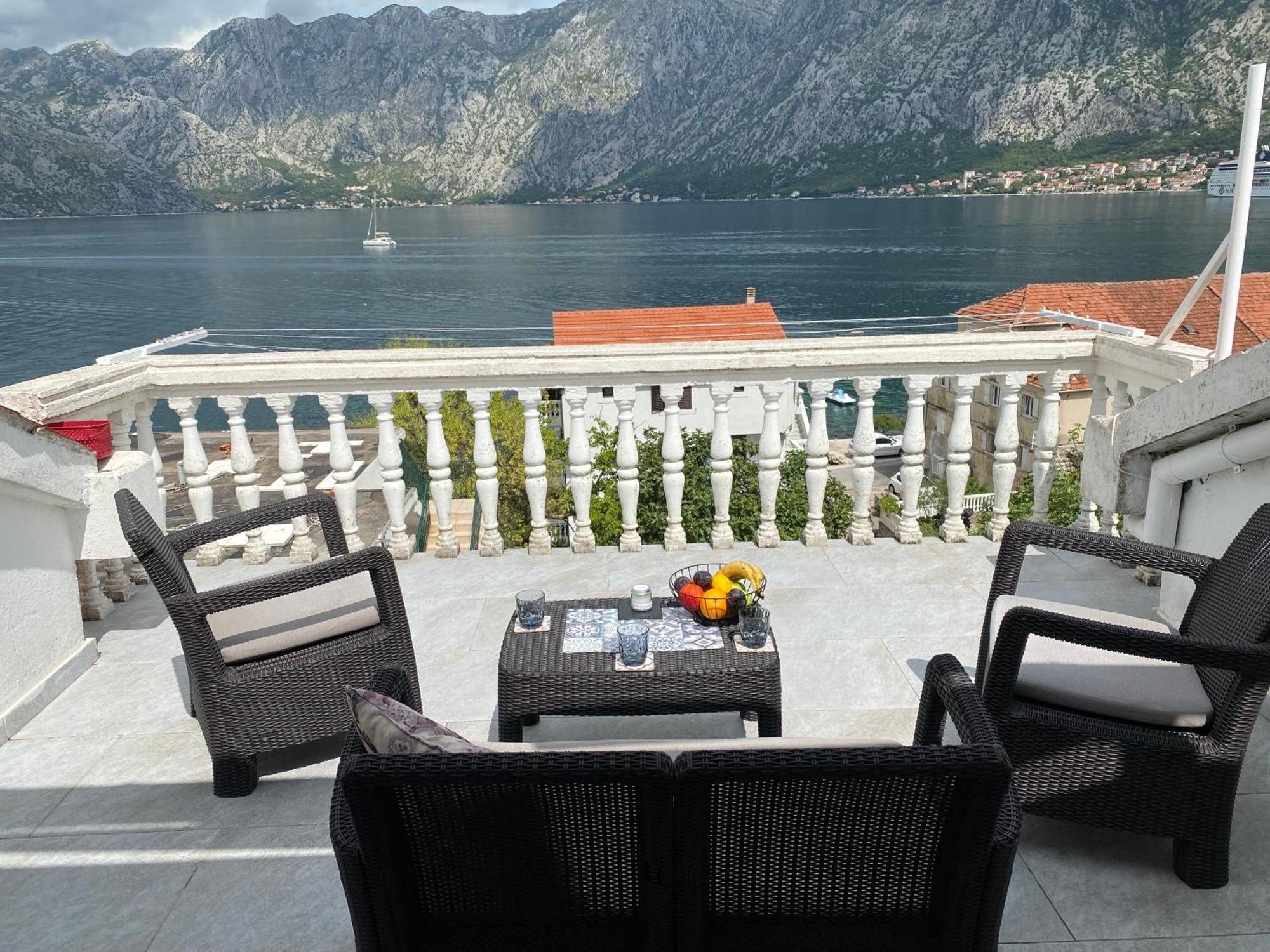 Lux Boka Sea View Apartment Kotor Exterior photo